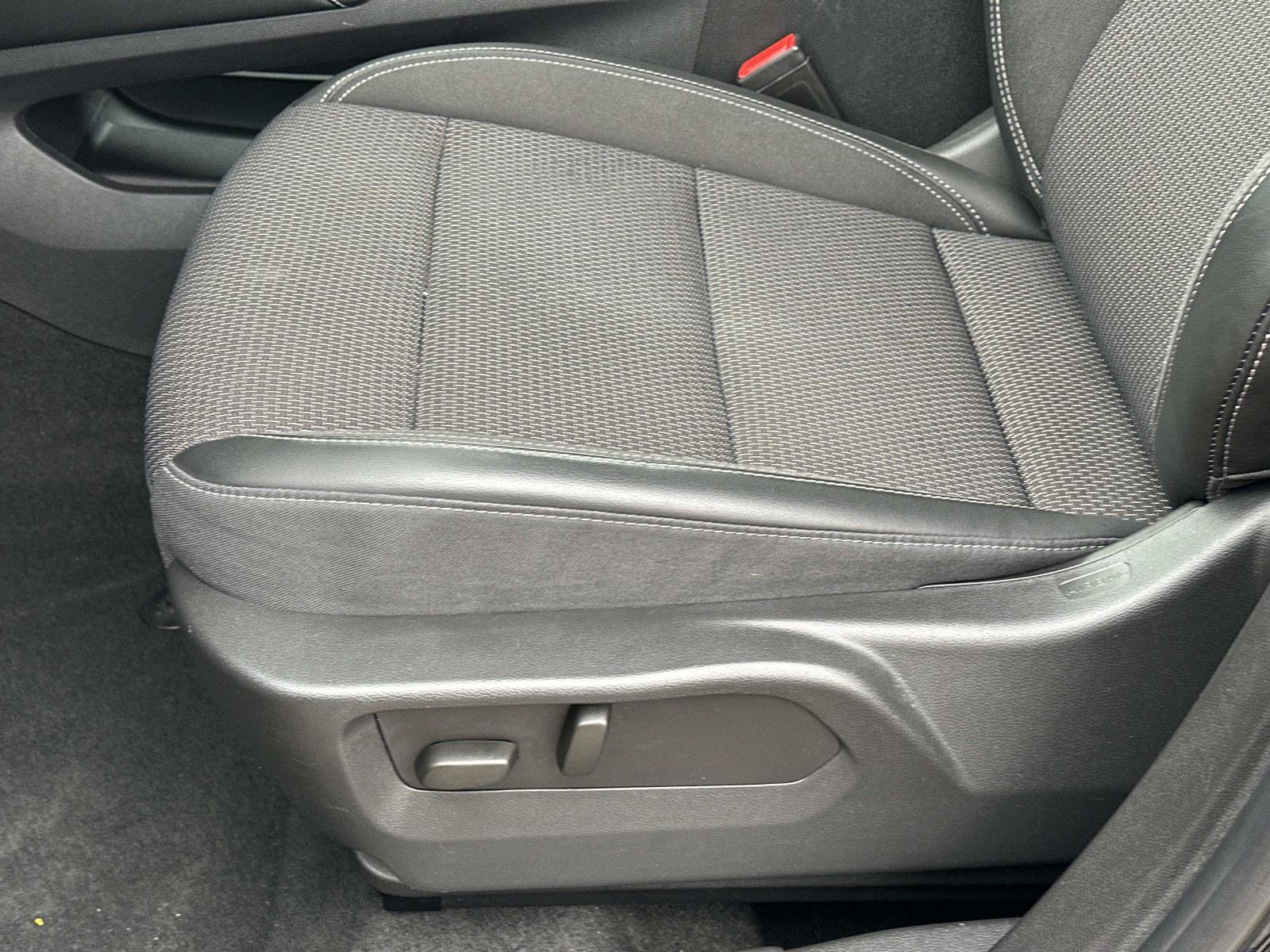 Certified 2023 Buick Envision Preferred AWD/4WD image 16