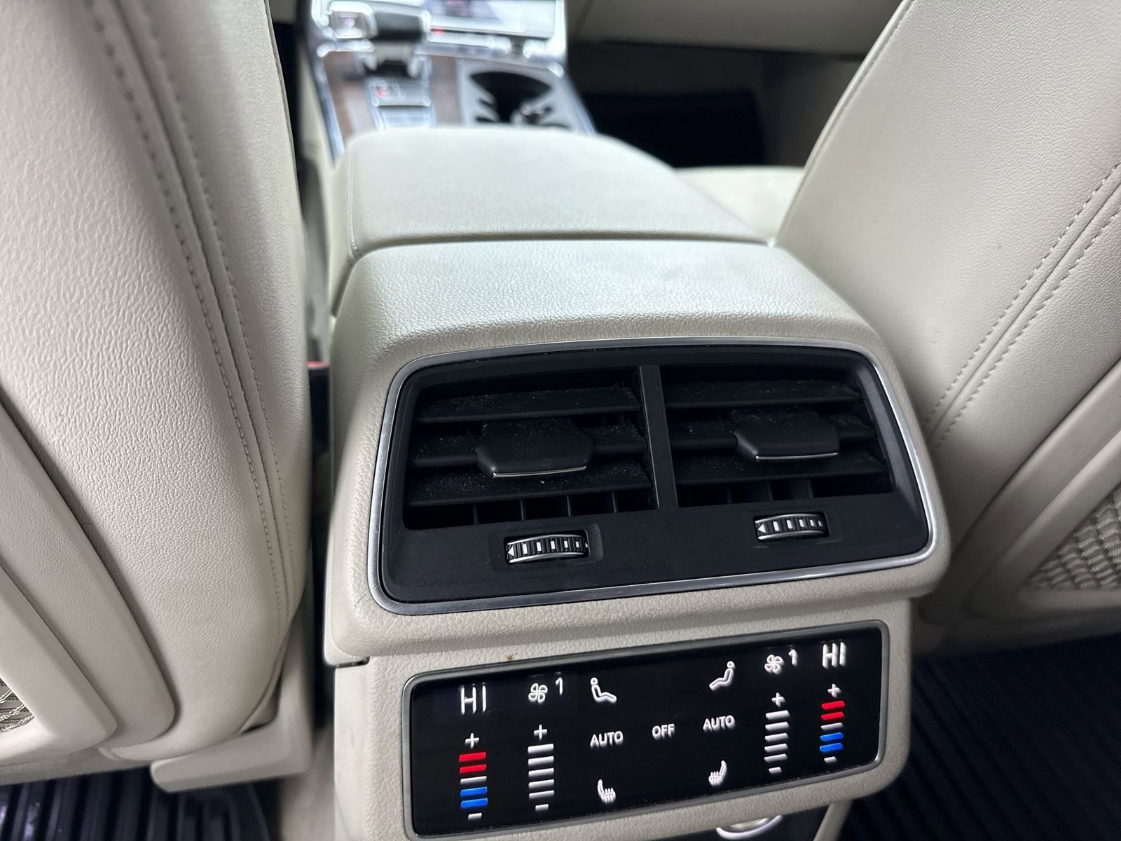 Used 2019 Audi A6 3.0T Premium Plus w/ Premium Plus Package image 31