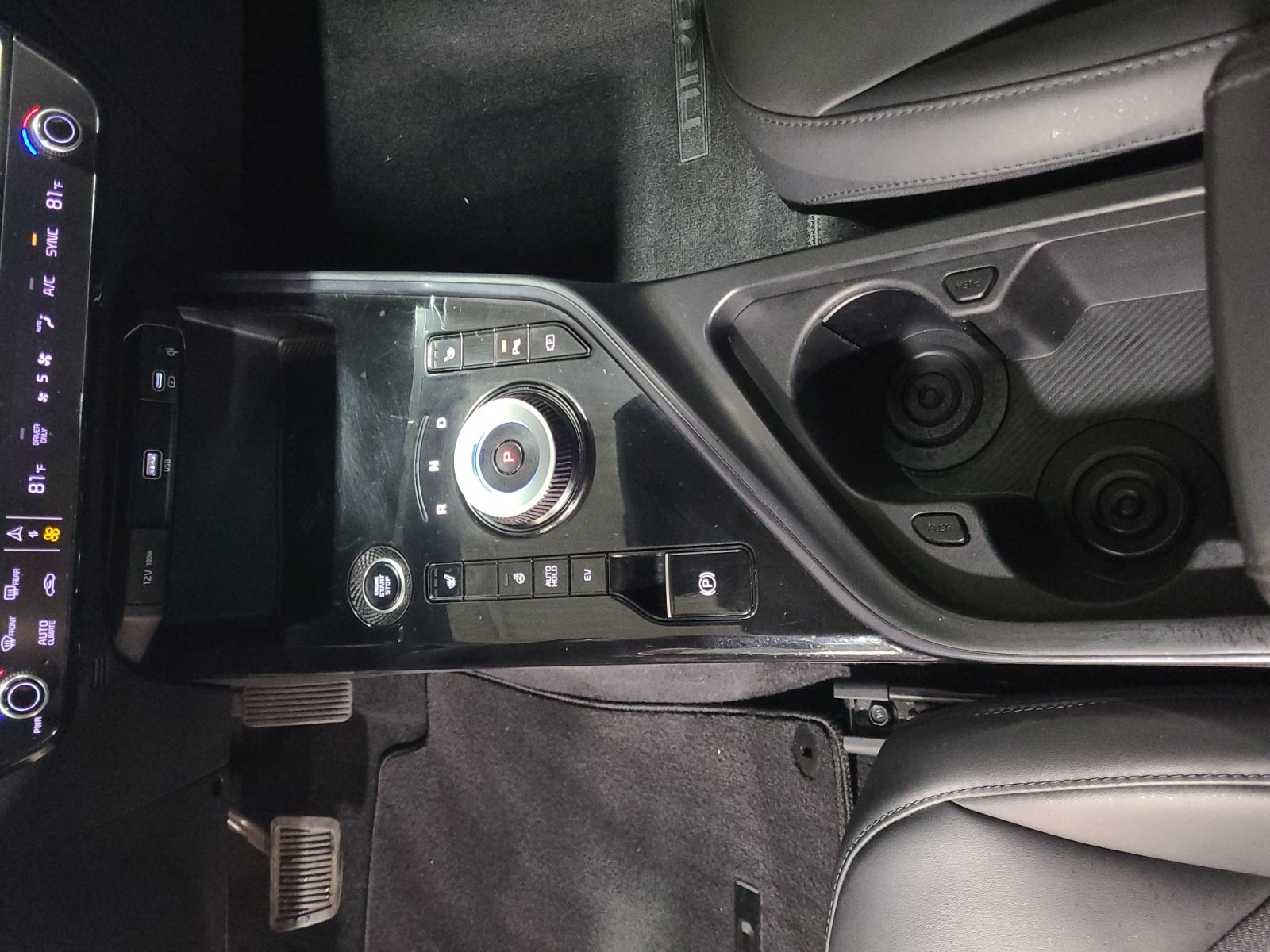 Used 2023 Kia Niro EX w/ EX Cold Weather Package FWD image 15