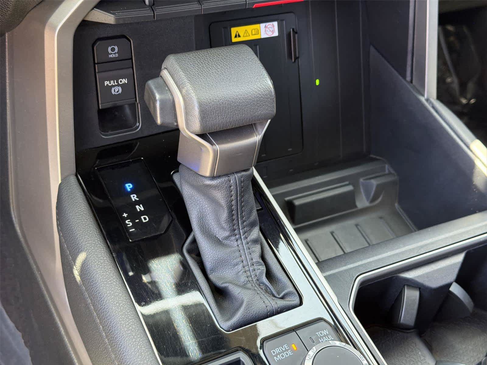 Used 2023 Toyota Tundra Limited w/ Power Package AWD/4WD image 19