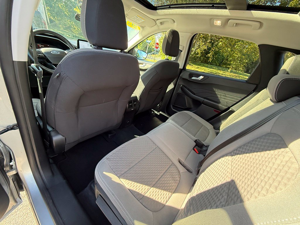 Used 2021 Ford Escape SE w/ SE Sport Appearance Package AWD/4WD image 24