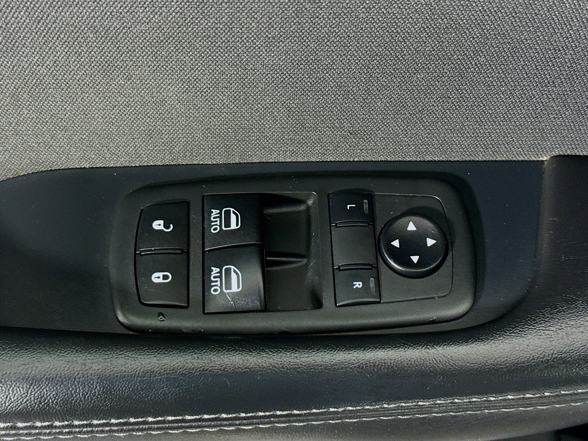 Used 2019 Dodge Challenger SXT w/ Blacktop Package image 24