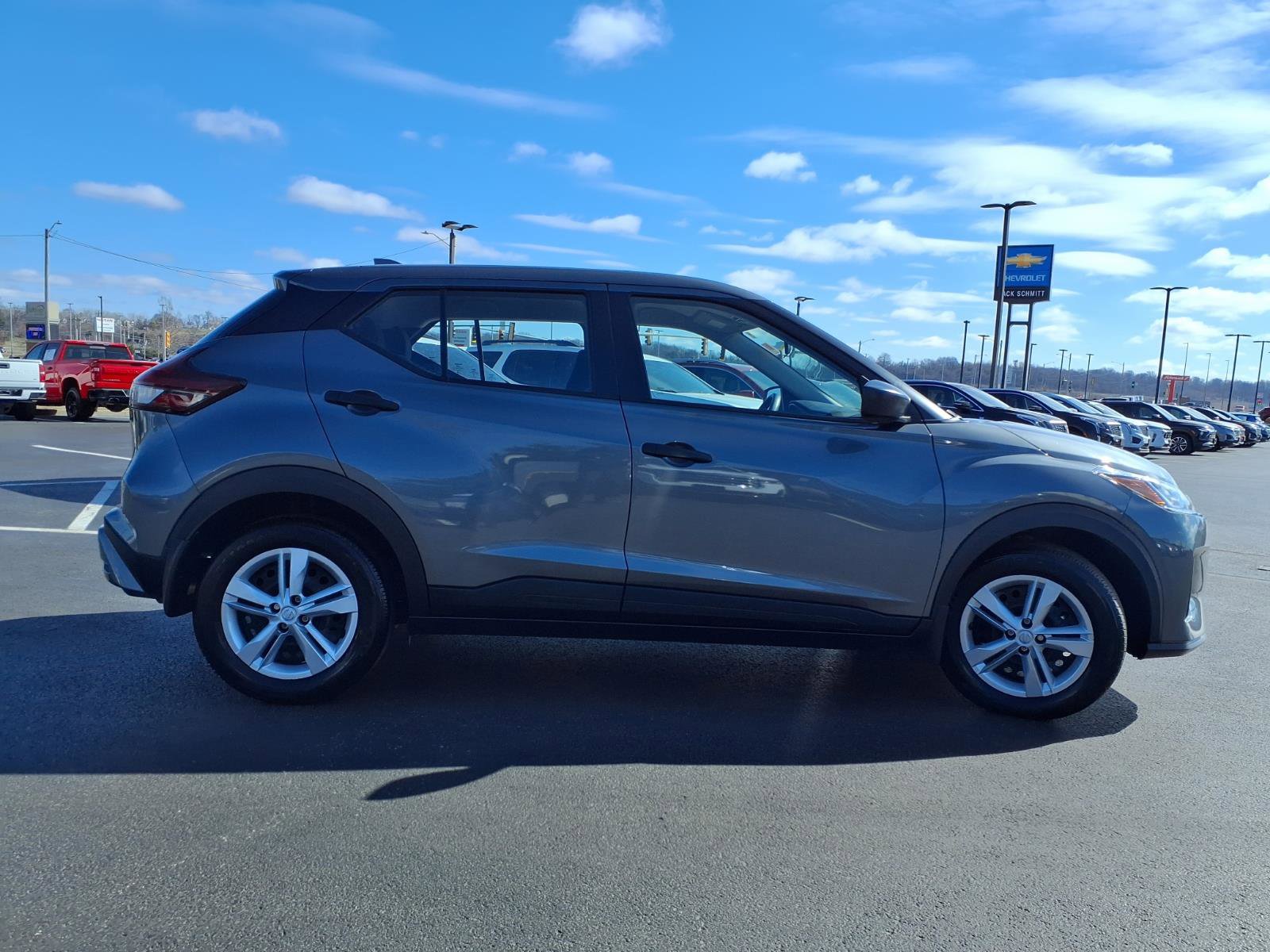 Used 2025 Nissan Kicks Play S image 28