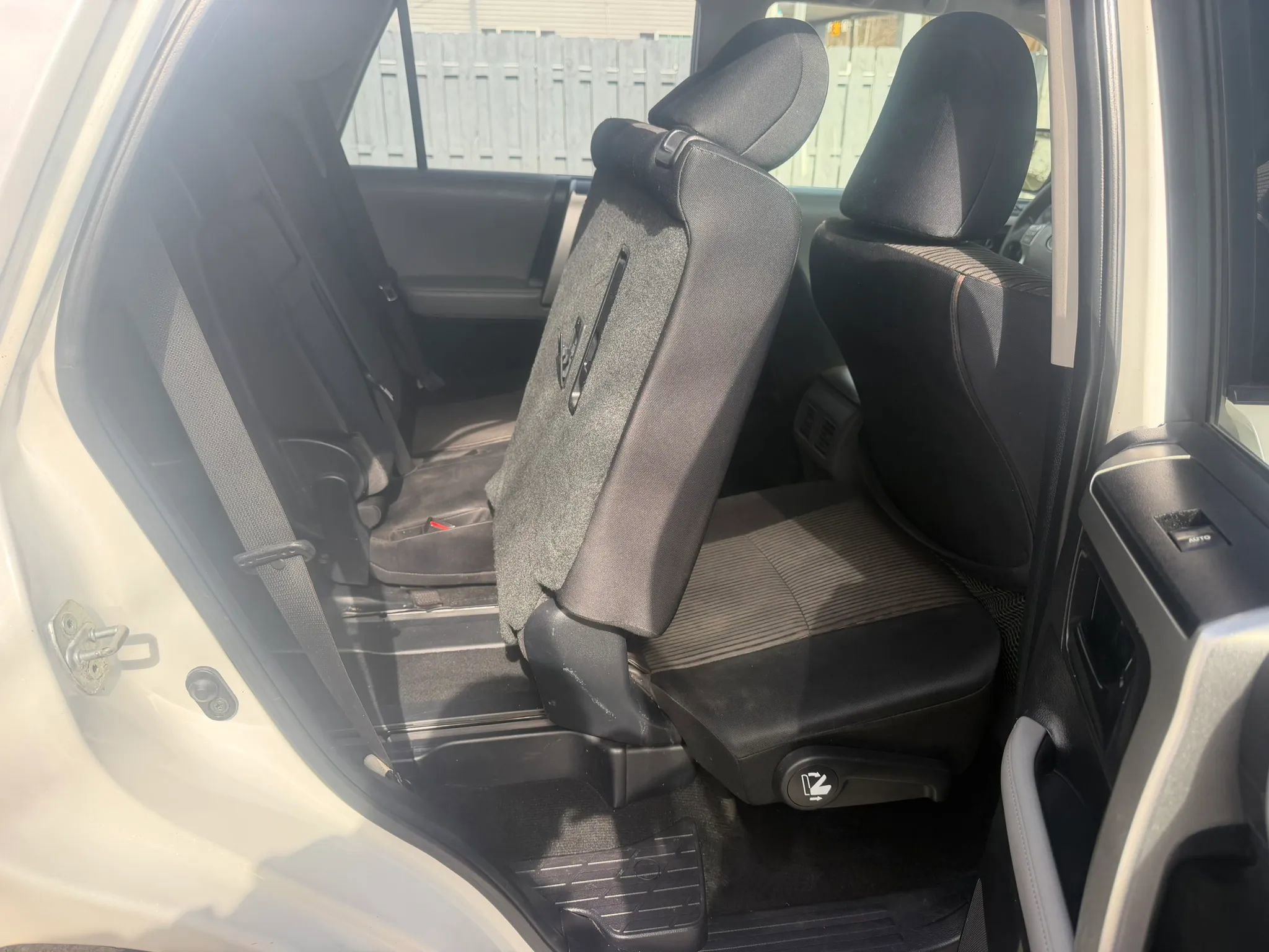 Used 2012 Toyota 4Runner SR5 AWD/4WD image 19