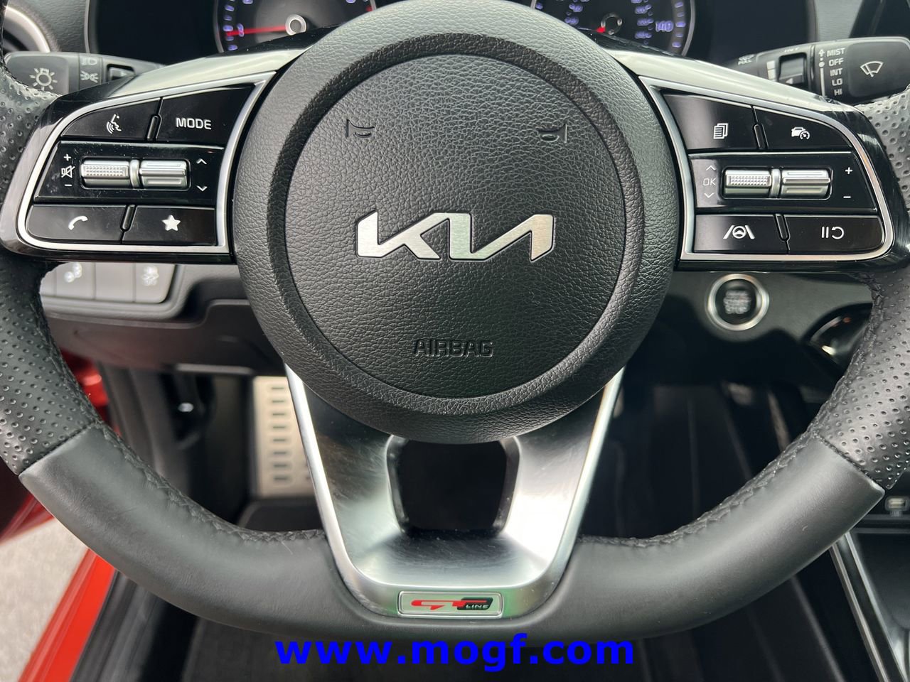 Used 2023 Kia Forte GT-Line image 12