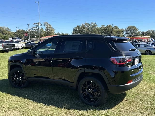 New 2026 Jeep Compass Latitude image 14