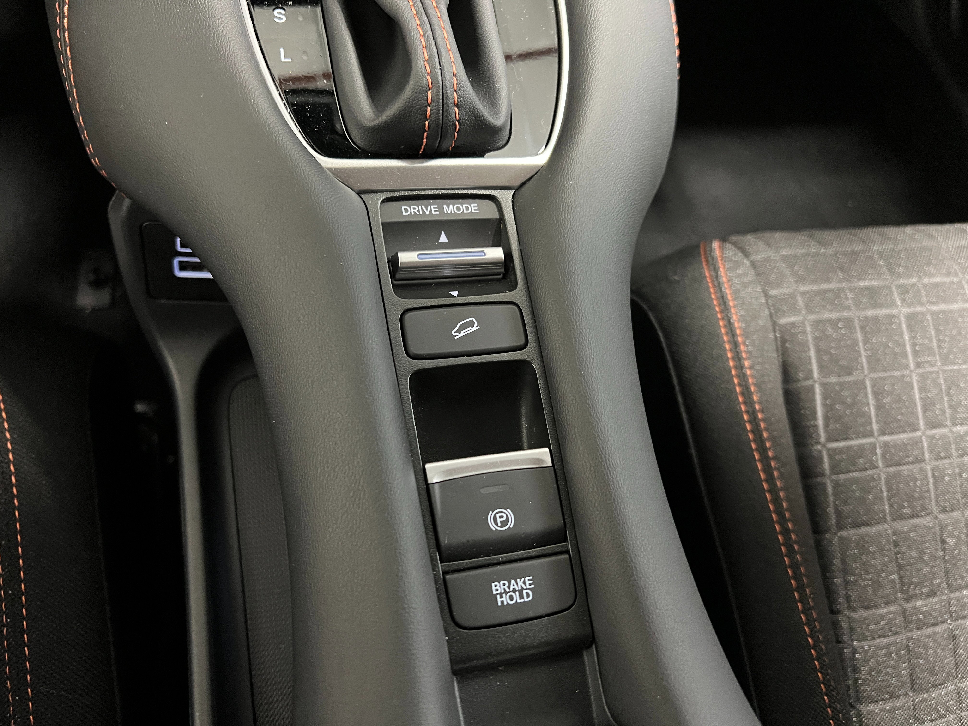 New 2025 Honda HR-V Sport image 17