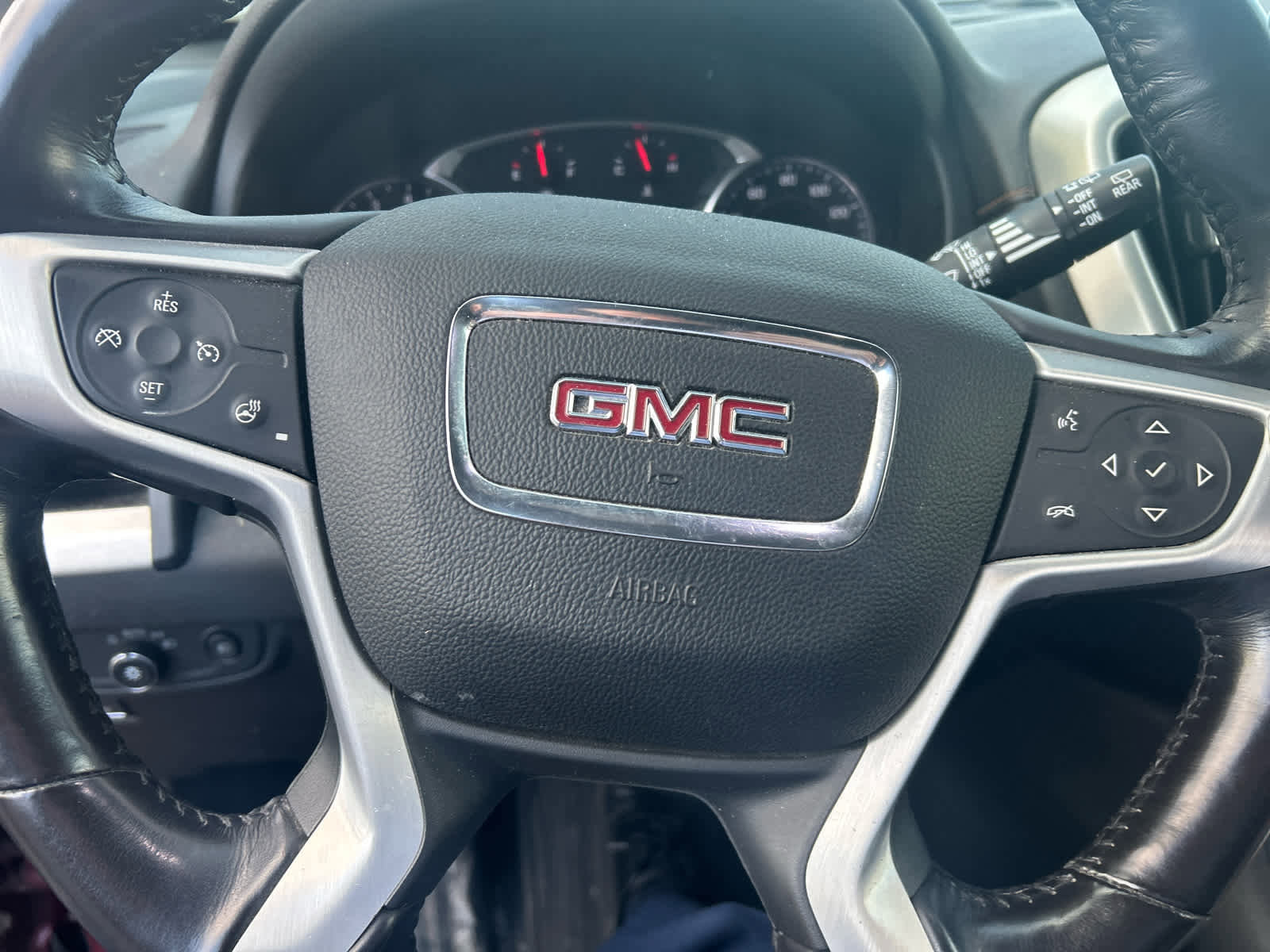 Used 2018 GMC Terrain SLT w/ Preferred Package AWD/4WD image 7
