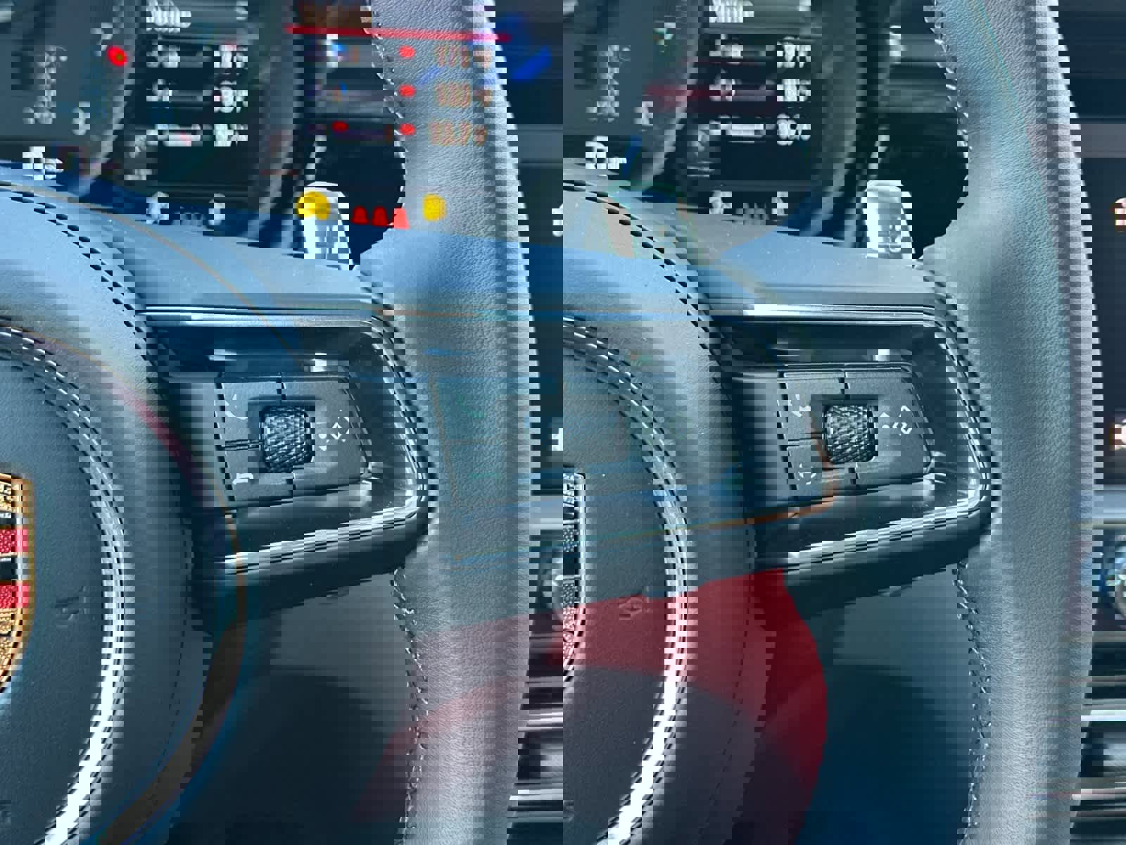 New 2026 Porsche Macan image 27