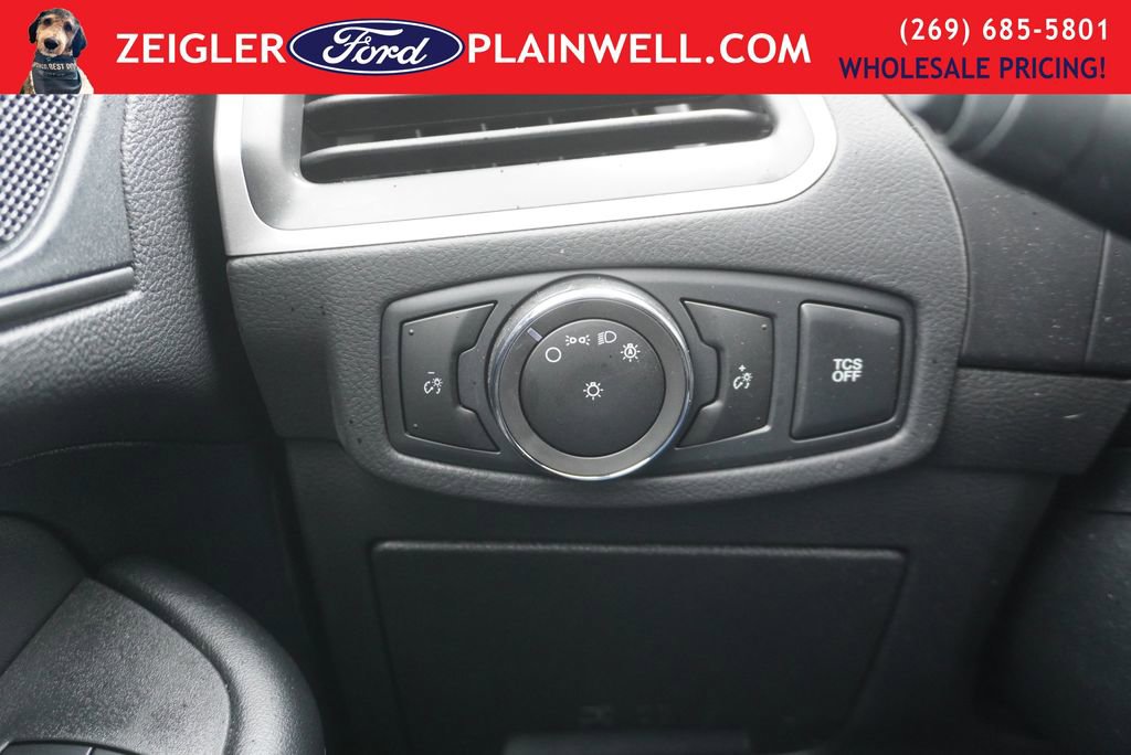 Used 2023 Ford Edge SE image 24