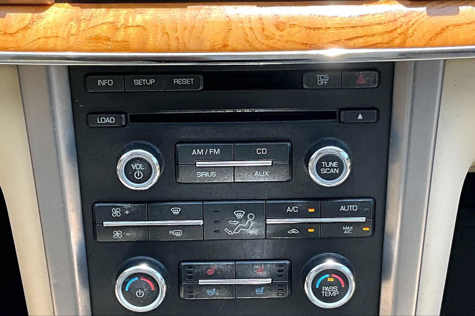 Used 2011 Lincoln MKZ FWD image 22