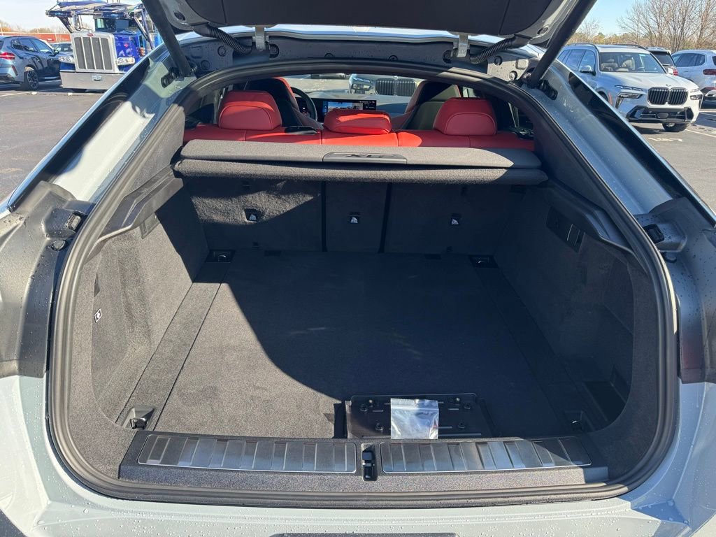 New 2026 BMW X6 M Competition w/ Executive Package image 4