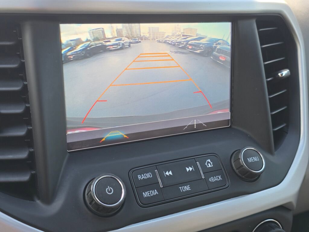 Used 2017 GMC Acadia SLT image 33