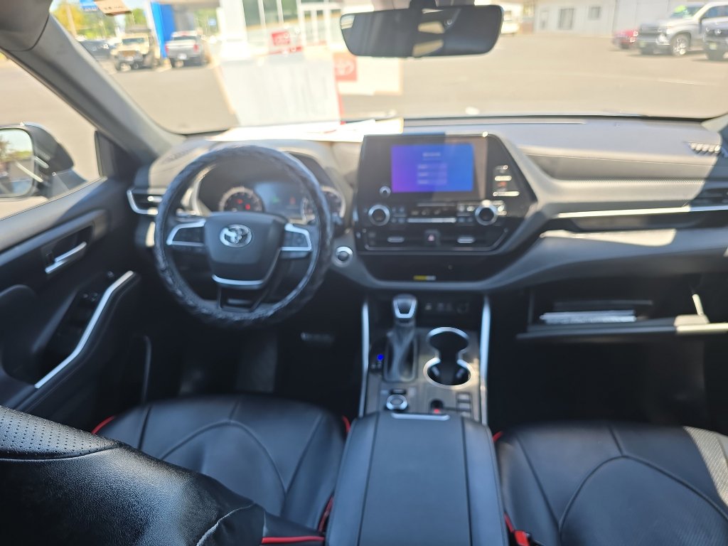 Certified 2023 Toyota Highlander XSE image 22
