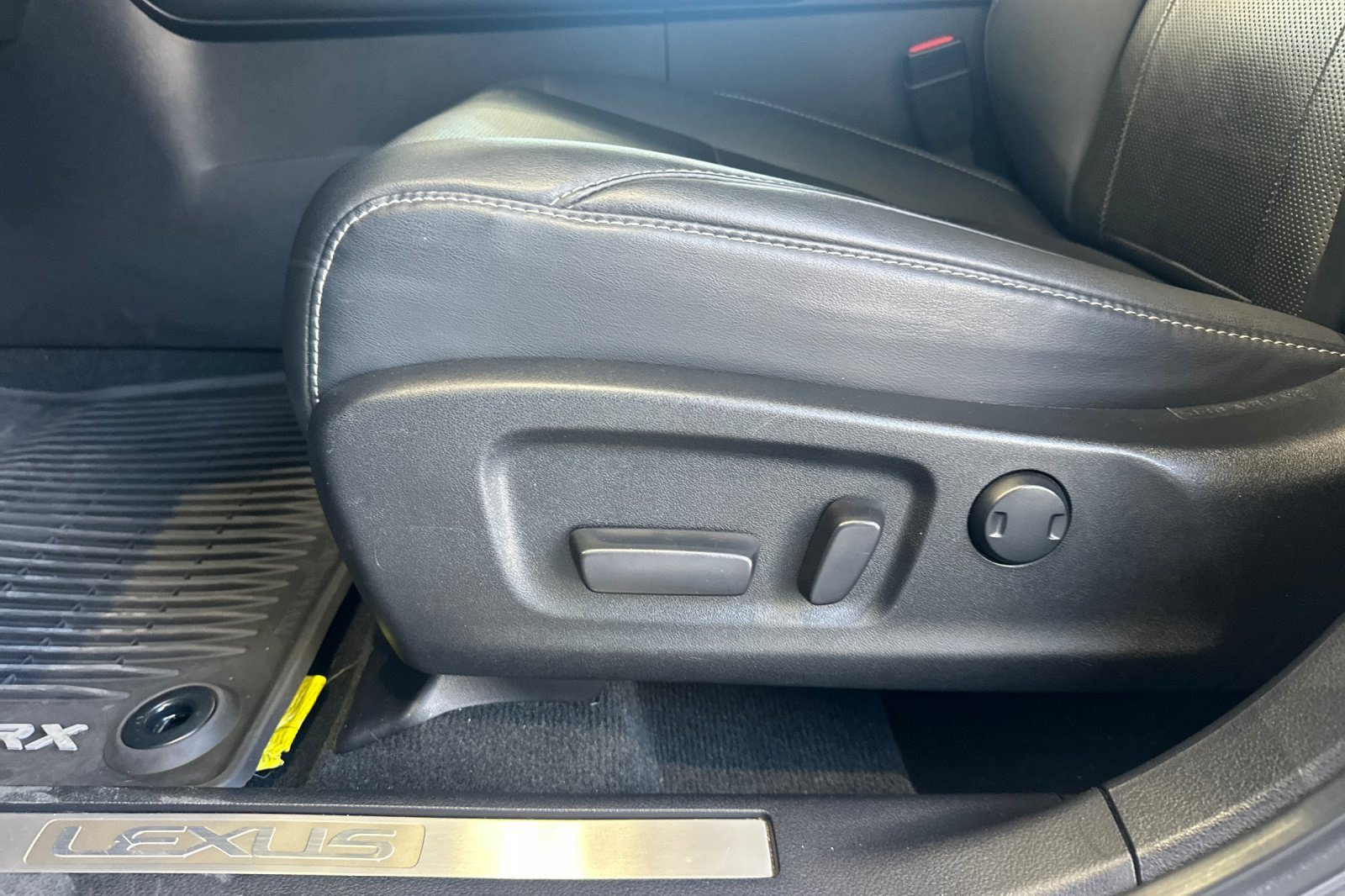 Certified 2020 Lexus RX 350 AWD w/ Premium Package image 14