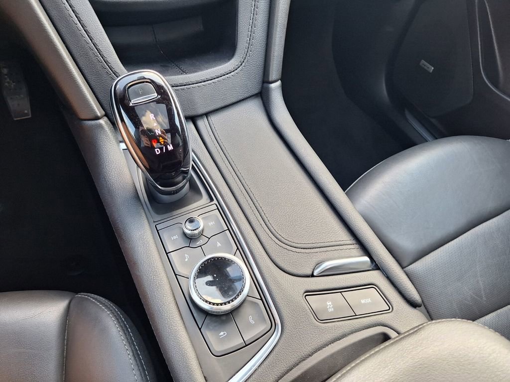 Certified 2024 Cadillac XT5 Premium Luxury image 14