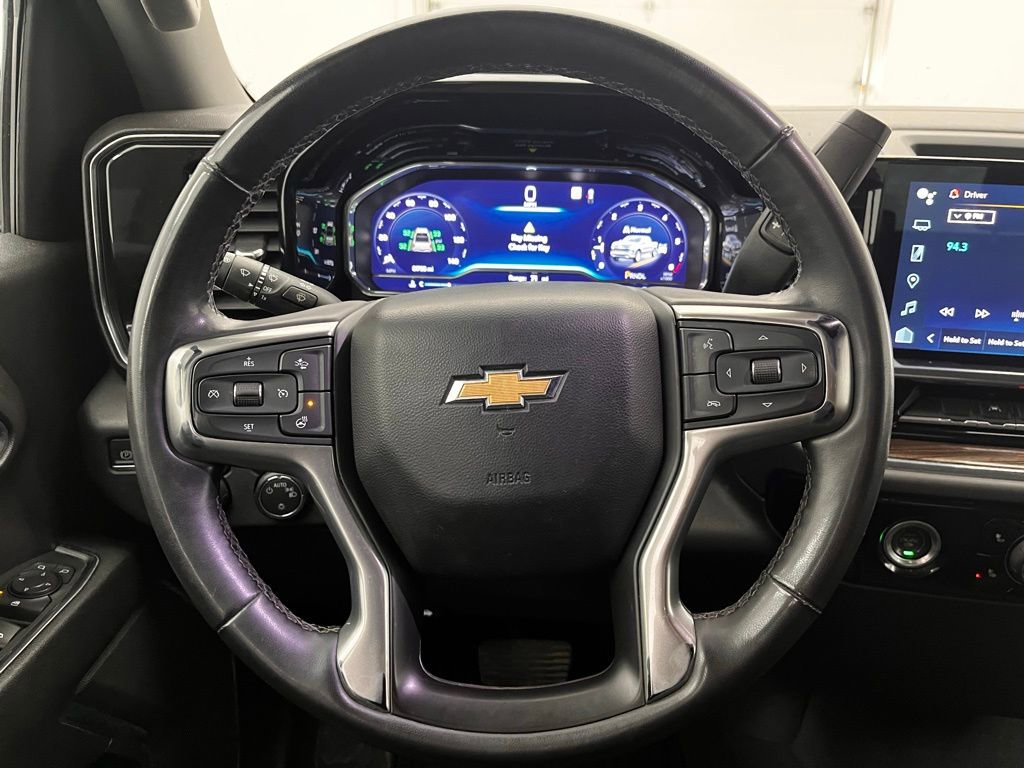 Used 2023 Chevrolet Silverado 1500 LT image 19