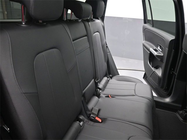 New 2025 Mercedes-Benz GLB 250 image 24