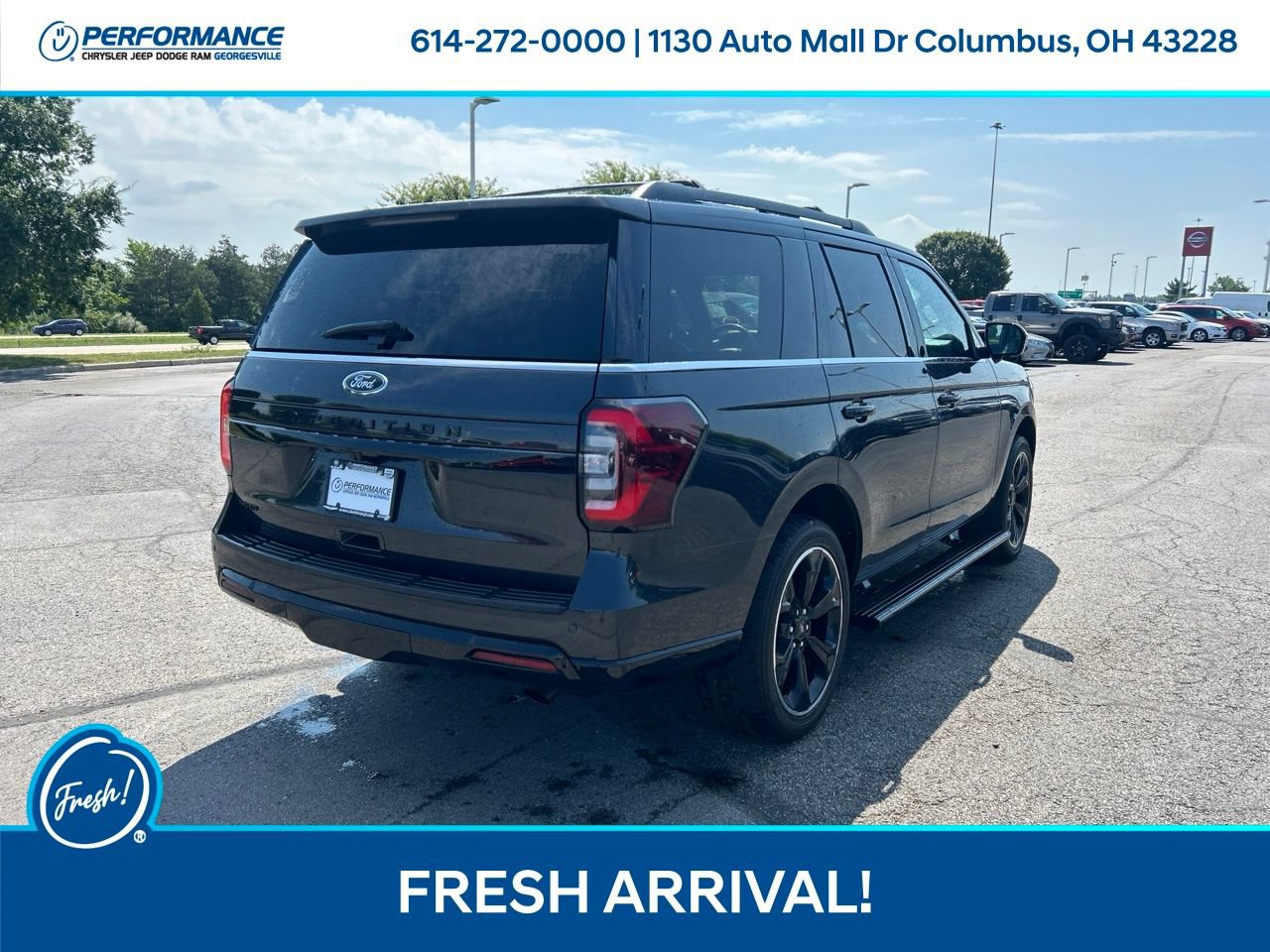 Used 2024 Ford Expedition Limited AWD/4WD image 4