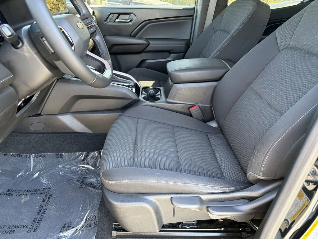 Used 2024 Chevrolet Colorado LT w/ LT Convenience Package image 16