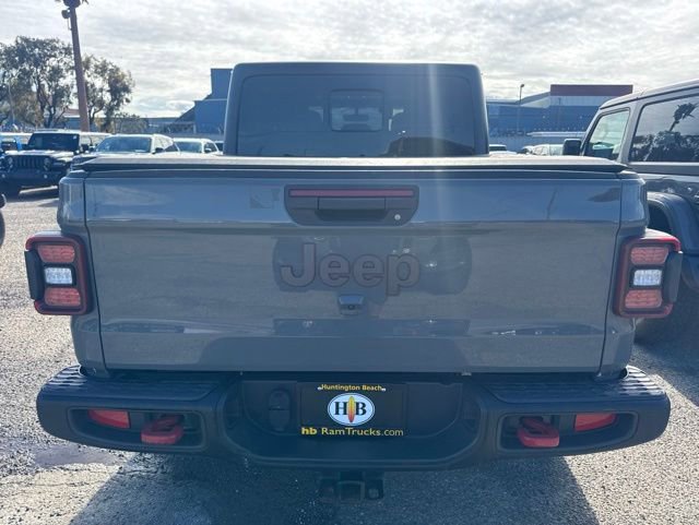 Used 2022 Jeep Gladiator Rubicon w/ LED Lighting Group AWD/4WD image 5
