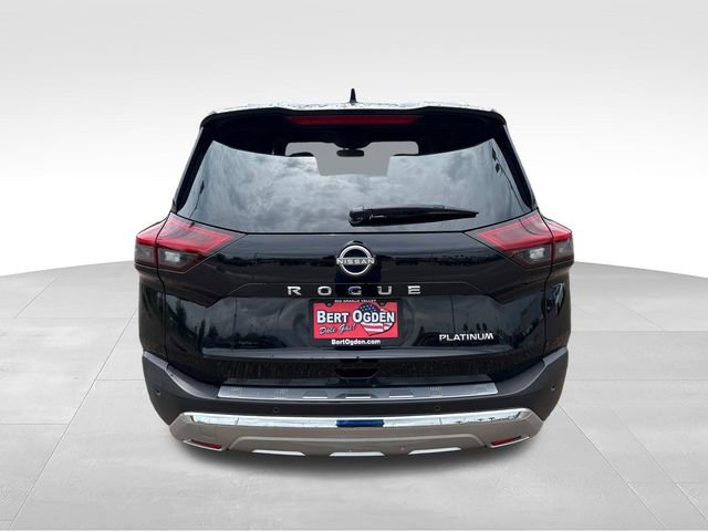 Certified 2022 Nissan Rogue Platinum w/ Head-Up Display Package FWD image 7