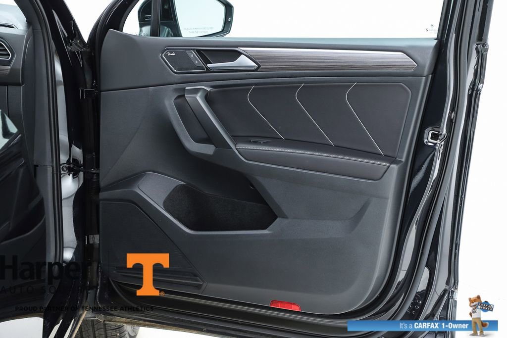 Used 2024 Volkswagen Tiguan SEL R-Line image 71