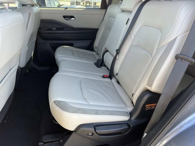 Used 2023 Nissan Pathfinder SL image 19