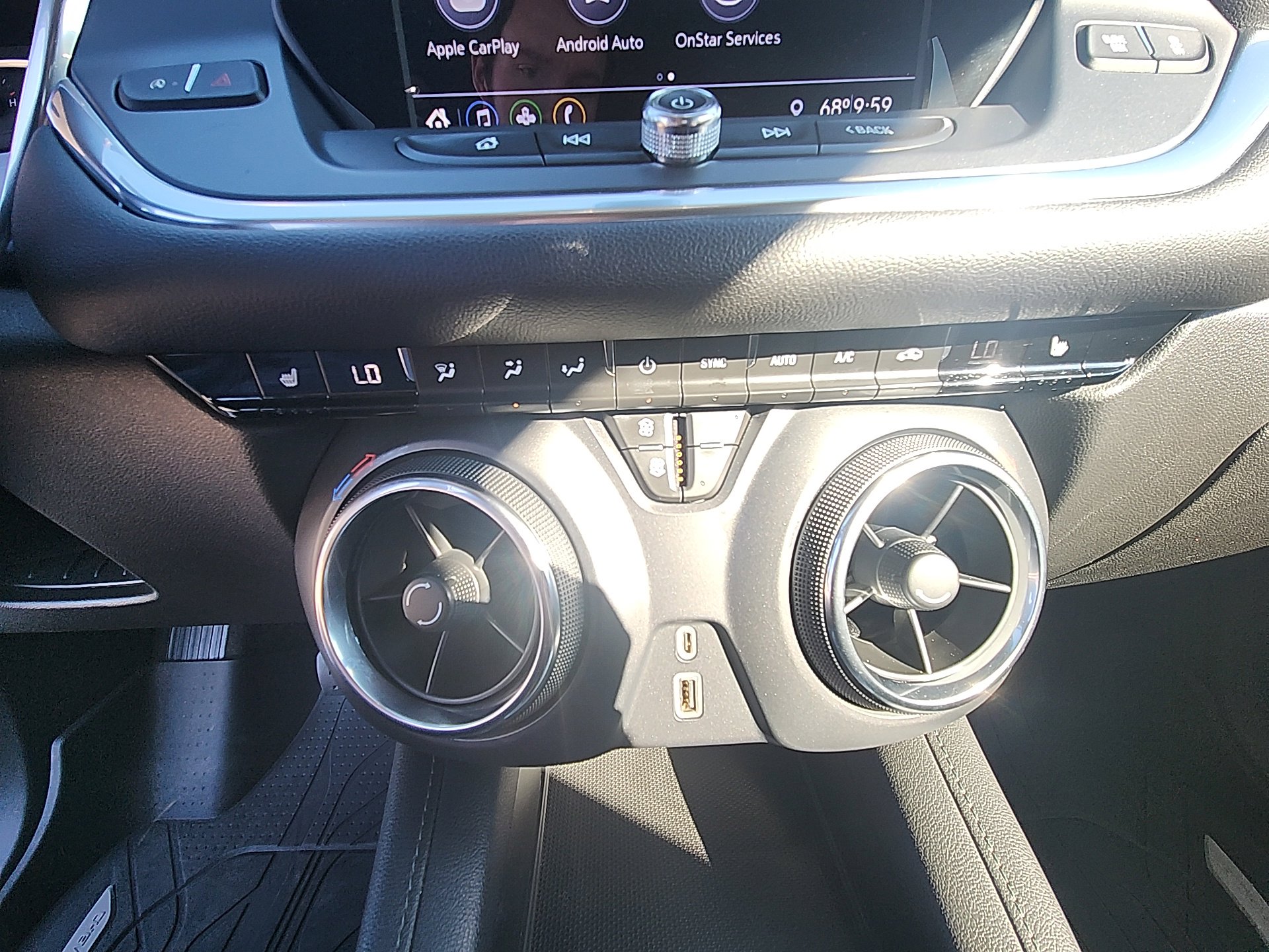 Used 2020 Chevrolet Blazer LT image 23