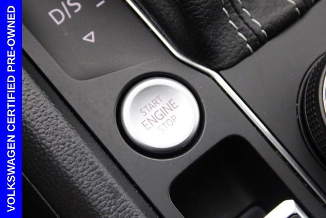 Used 2022 Volkswagen Atlas Cross Sport SE w/ Panoramic Sunroof Package image 34