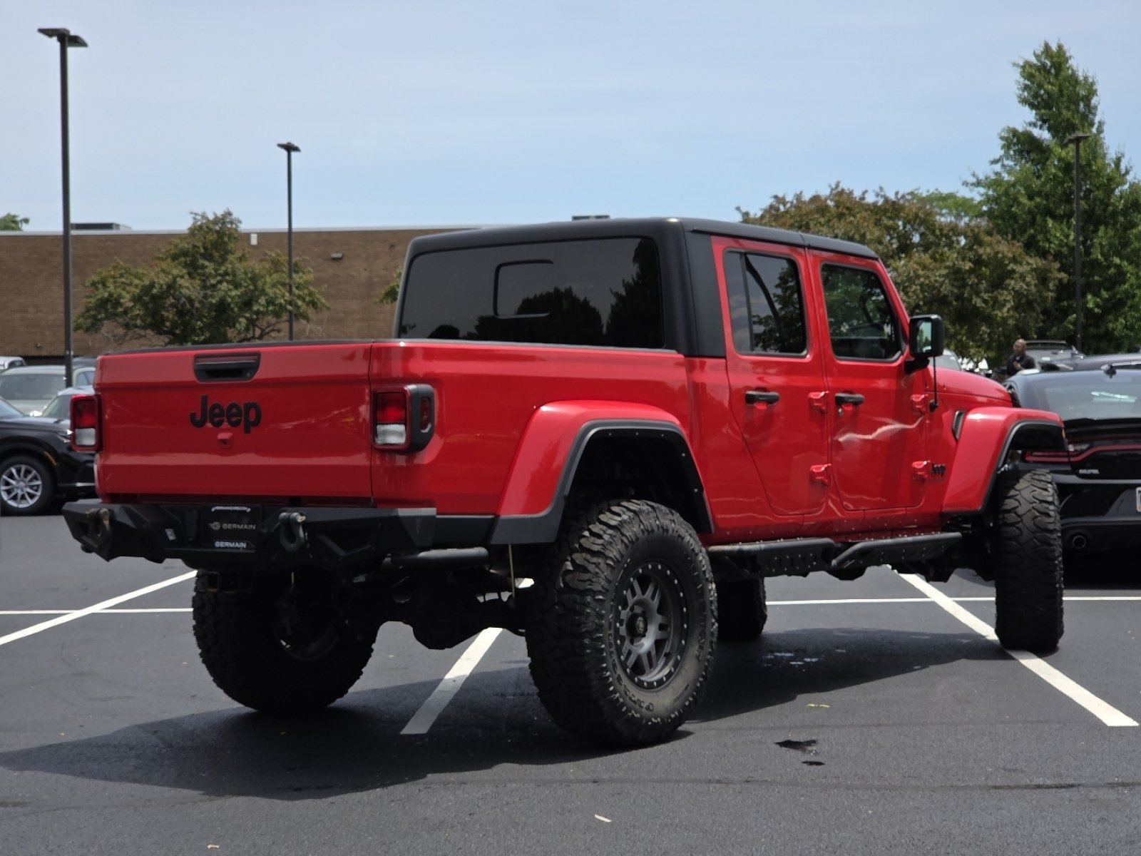 Used 2022 Jeep Gladiator Sport AWD/4WD image 21