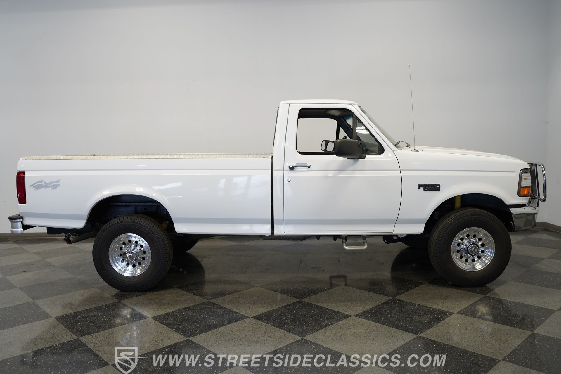 Used 1996 Ford F250 4x4 Regular Cab image 14