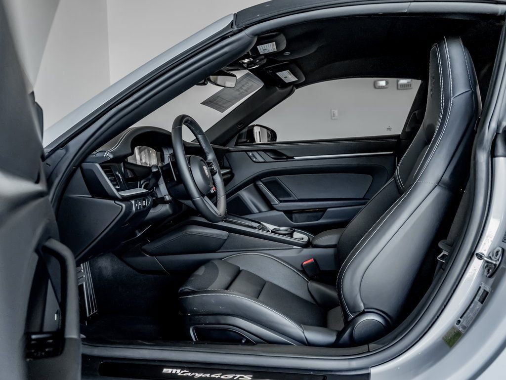 Certified 2025 Porsche 911 Targa 4 GTS image 5