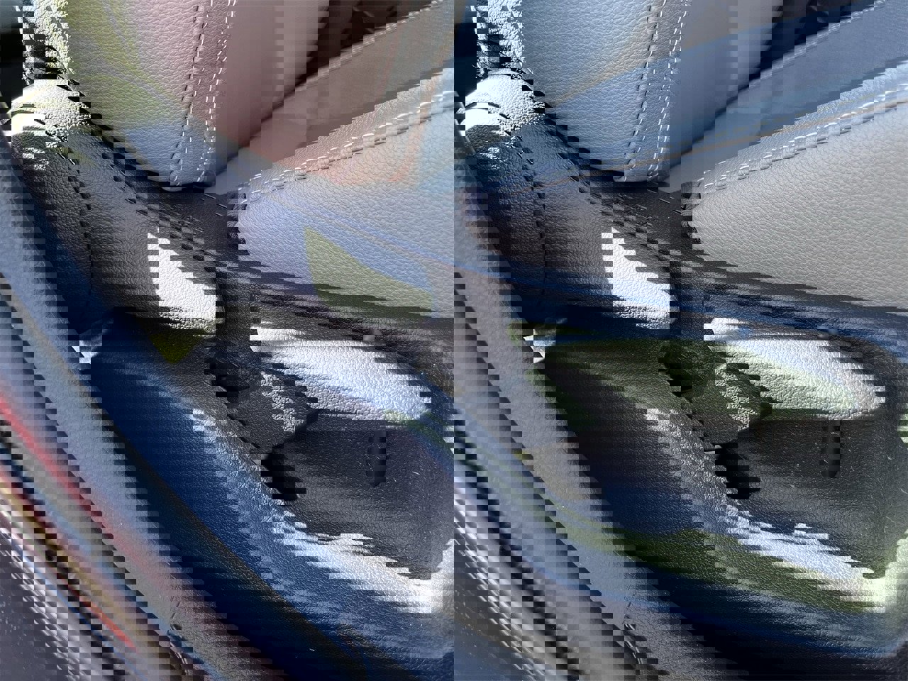 Used 2025 Toyota Camry SE image 25