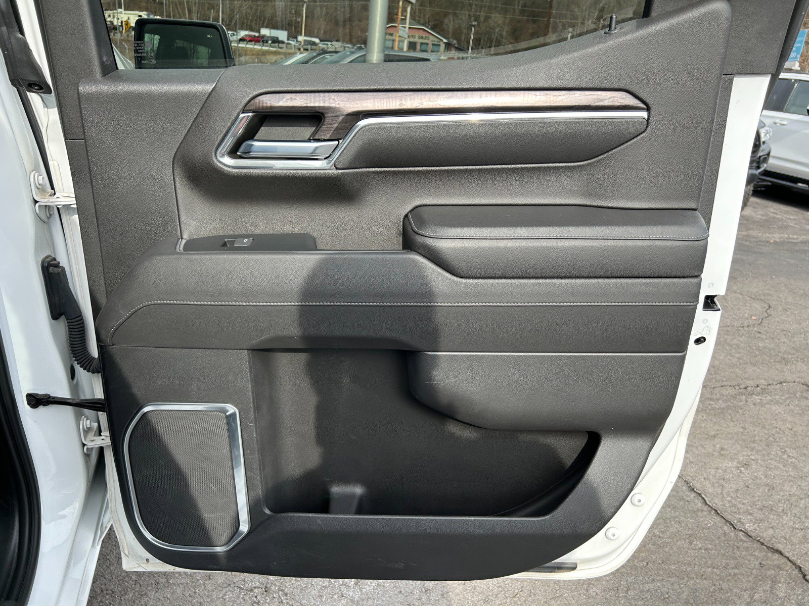 Used 2023 Chevrolet Silverado 1500 LTZ image 19