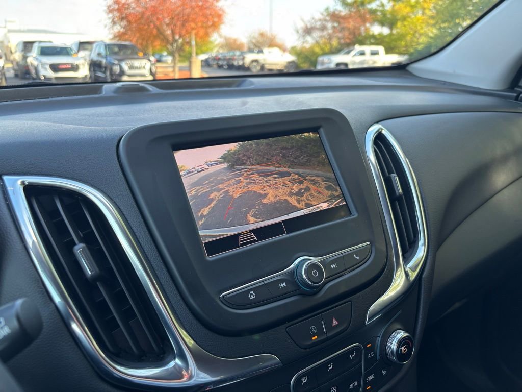 Used 2023 Chevrolet Equinox LT image 35