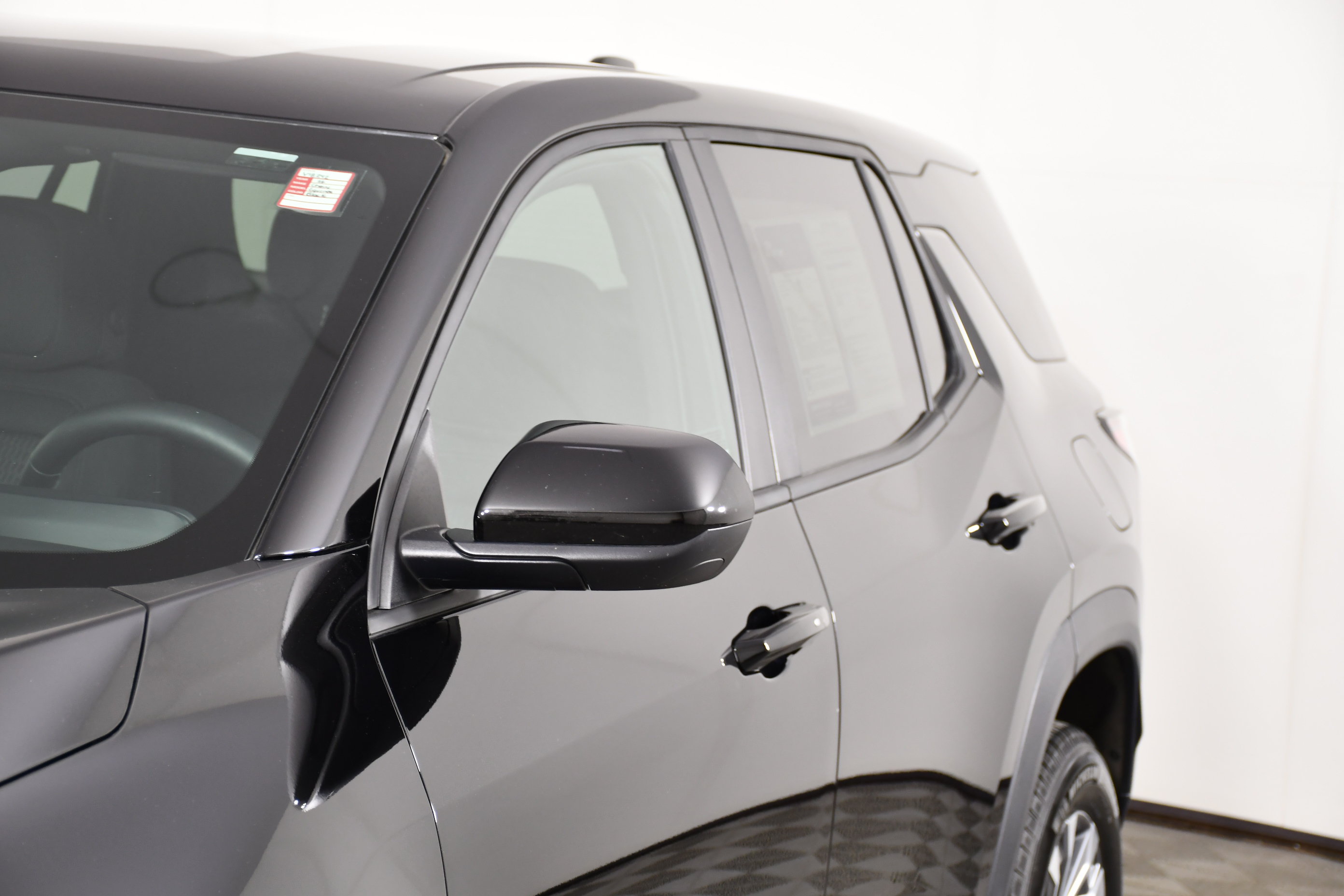 Used 2026 Chevrolet Equinox LT AWD/4WD image 13