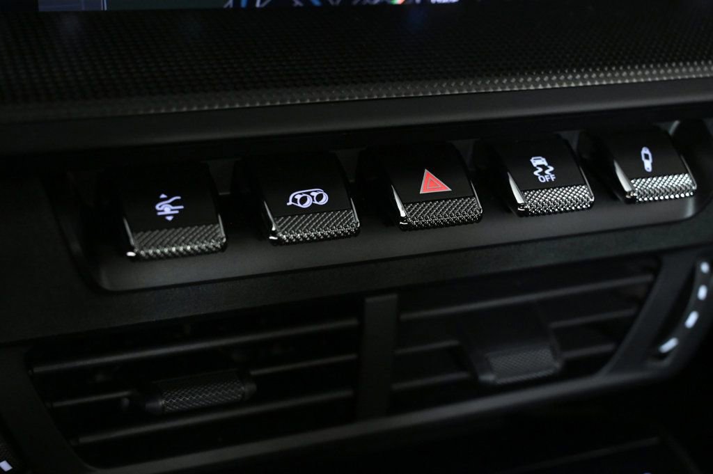 Certified 2025 Porsche 911 Carrera GTS image 25