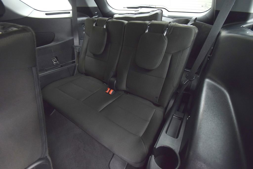 Used 2022 Ford Explorer XLT RWD image 17