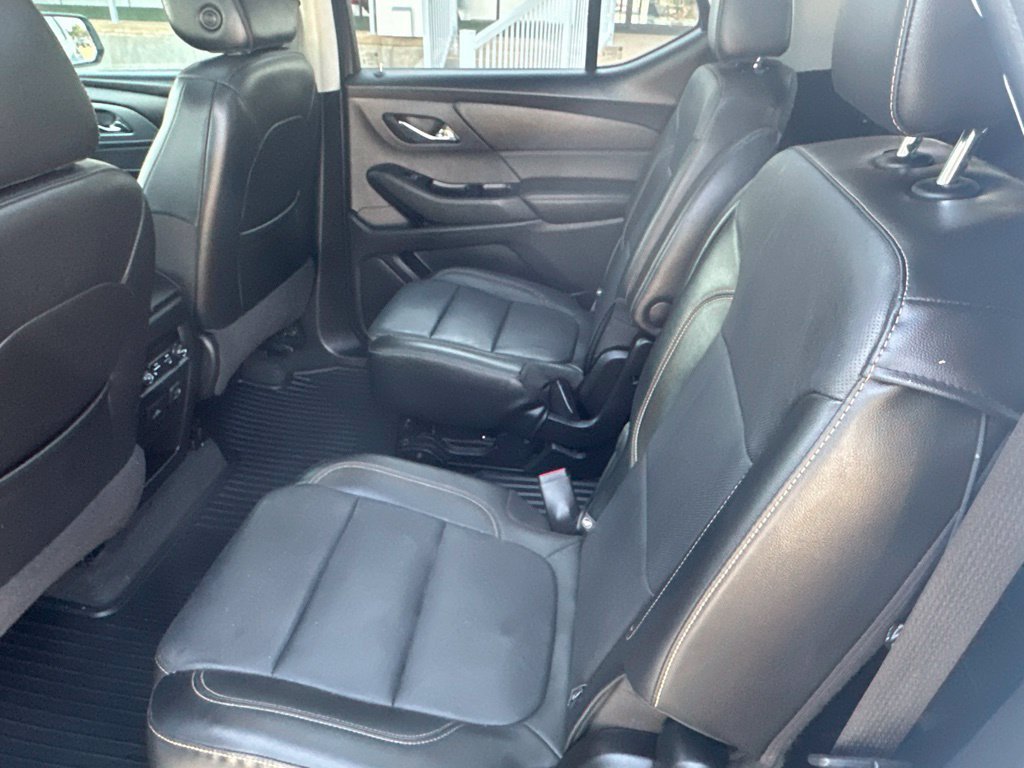 Used 2019 Chevrolet Traverse Premier w/ Redline Edition FWD image 29
