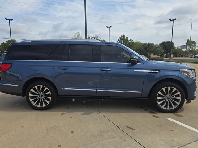 Used 2020 Lincoln Navigator L Reserve w/ Luxury Package AWD/4WD image 7
