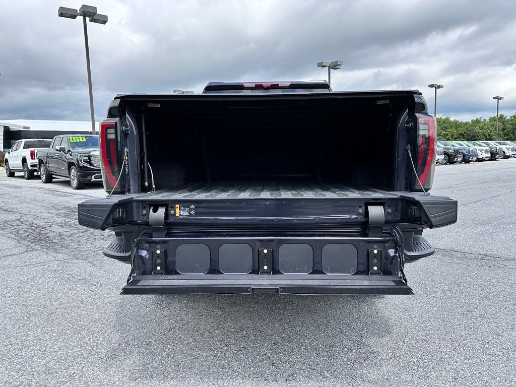 Certified 2024 GMC Sierra 2500 AT4 w/ AT4 Premium Plus Package AWD/4WD image 43