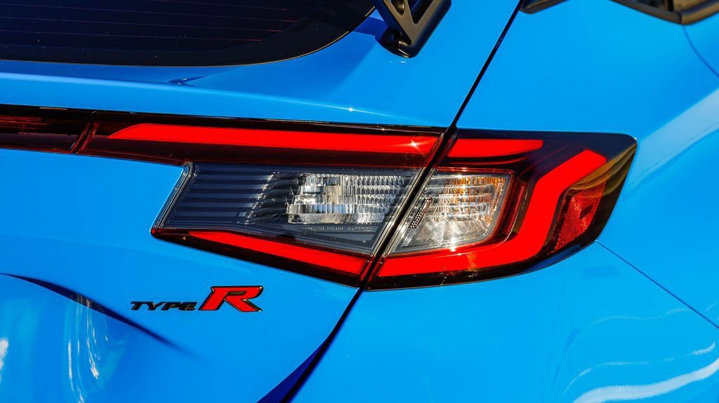 Used 2023 Honda Civic Type R image 10