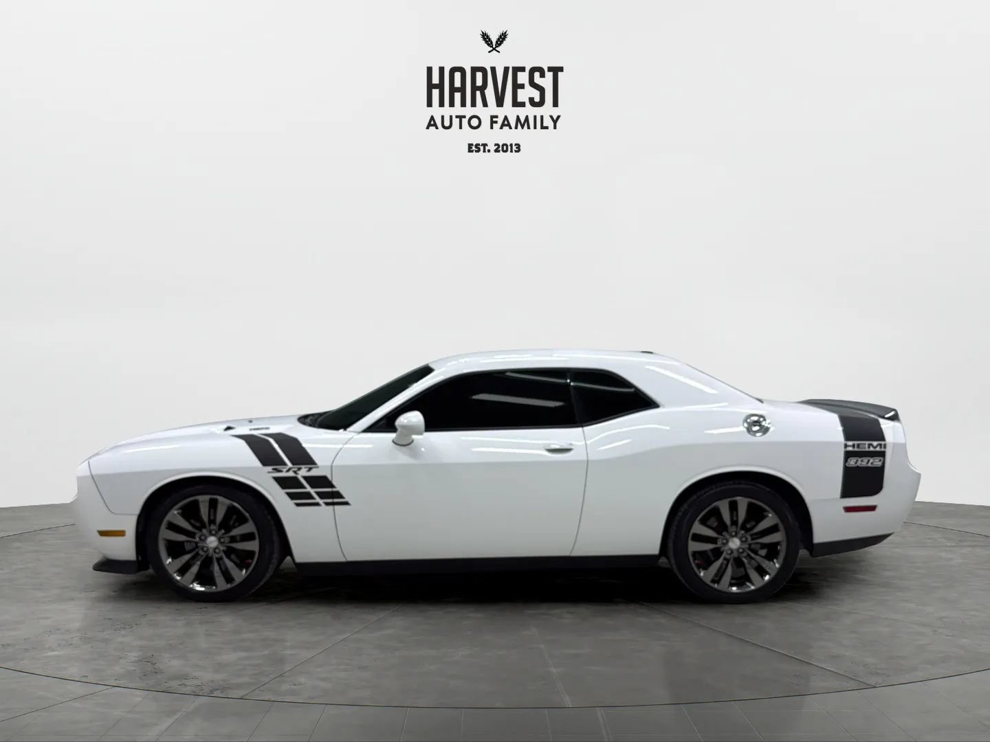 Used 2014 Dodge Challenger SRT8 Core RWD image 2