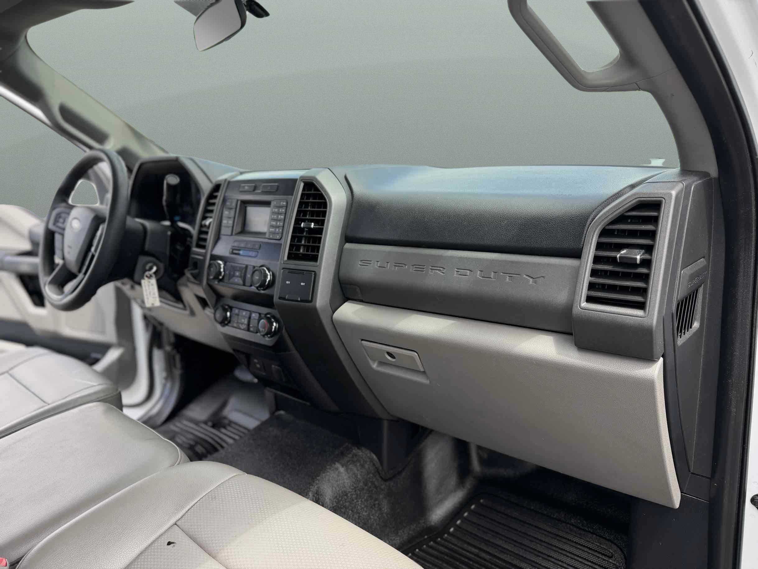 Used 2019 Ford F250 XL w/ Power Equipment Group RWD image 15