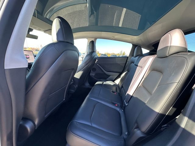 Used 2022 Tesla Model Y Performance image 15