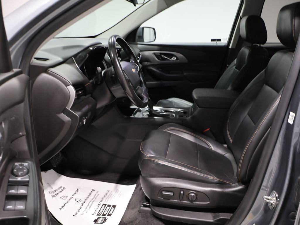 Used 2019 Chevrolet Traverse LT image 10