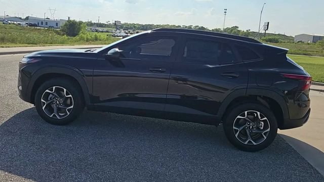 New 2026 Chevrolet Trax LT w/ Driver Confidence Package FWD image 5