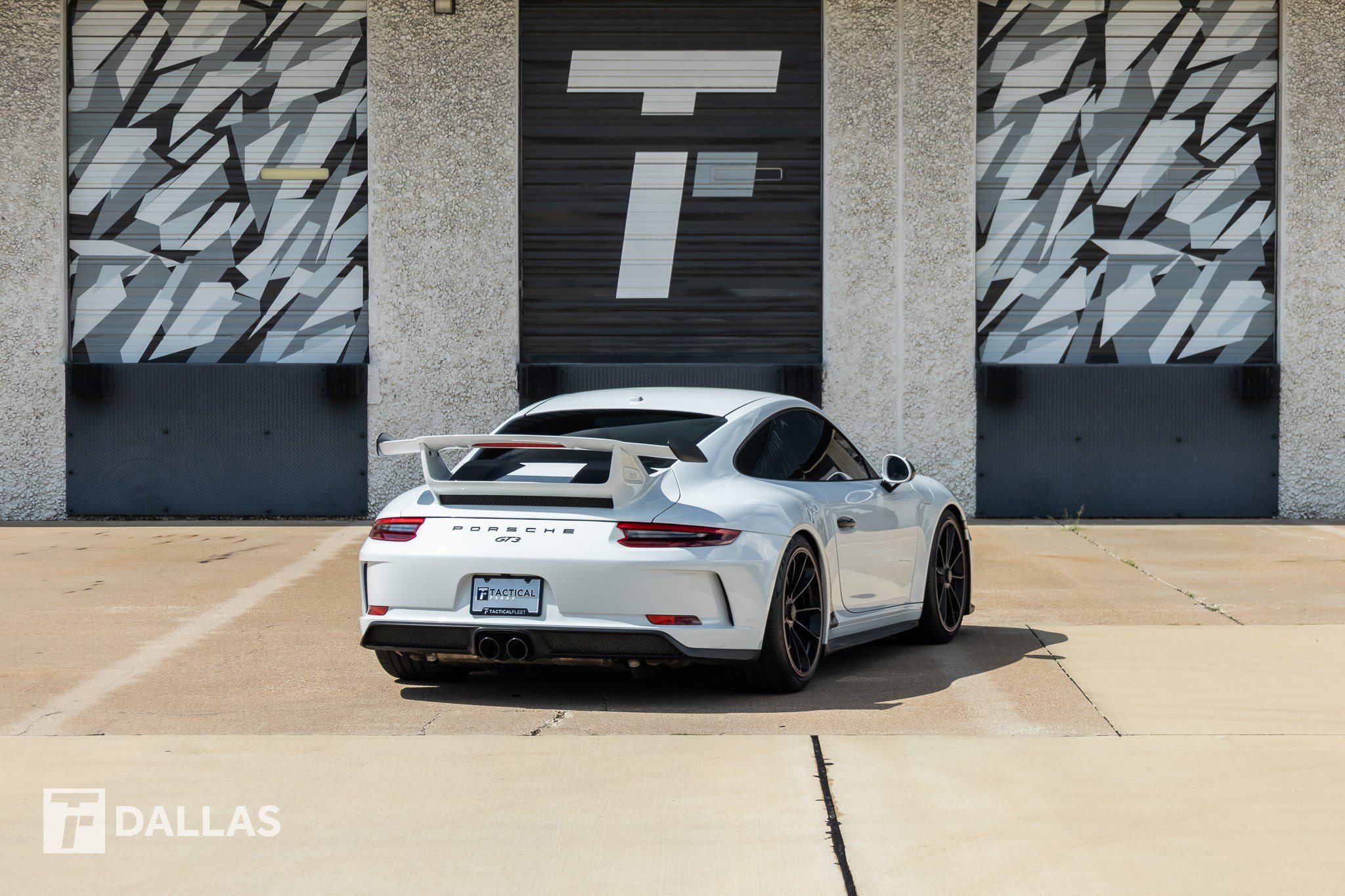 Used 2018 Porsche 911 GT3 w/ Sport Chrono Package RWD image 15