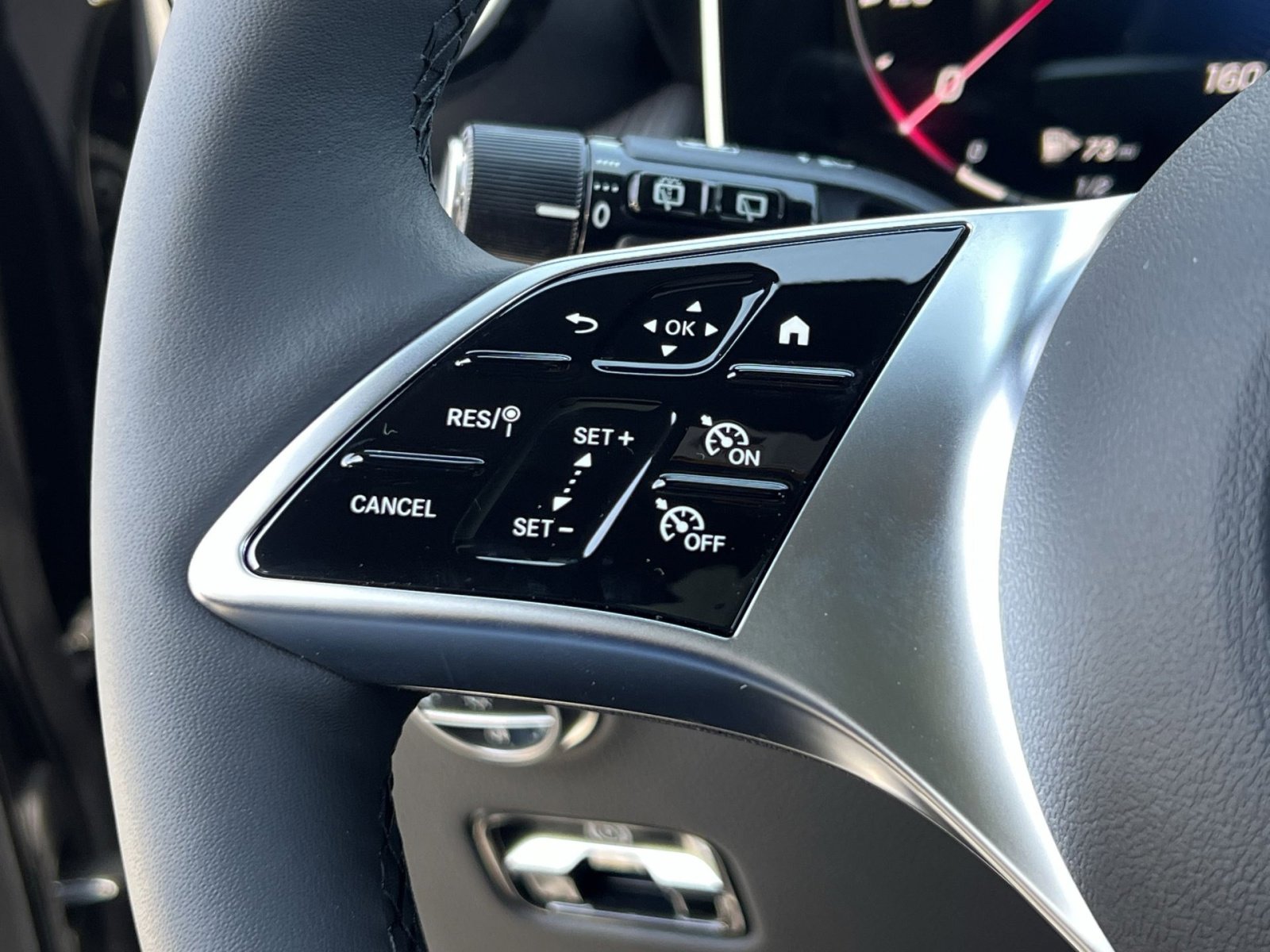 New 2026 Mercedes-Benz GLC 300 4MATIC image 29